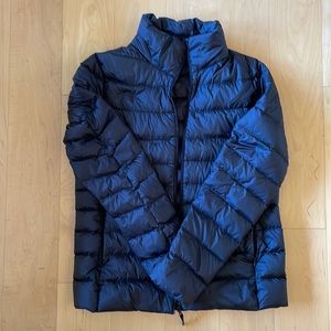 Uniqlo light weight down puffer